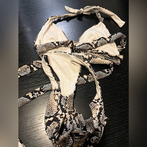 Vitamin A Neutra Bikini Snakeskin Python Crisscross Top L Brazilian Bottom S - Picture 3 of 5